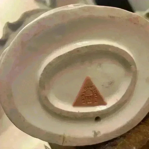 Royal Dux Art Nouveau Figure On Shell - Picture 6 of 6